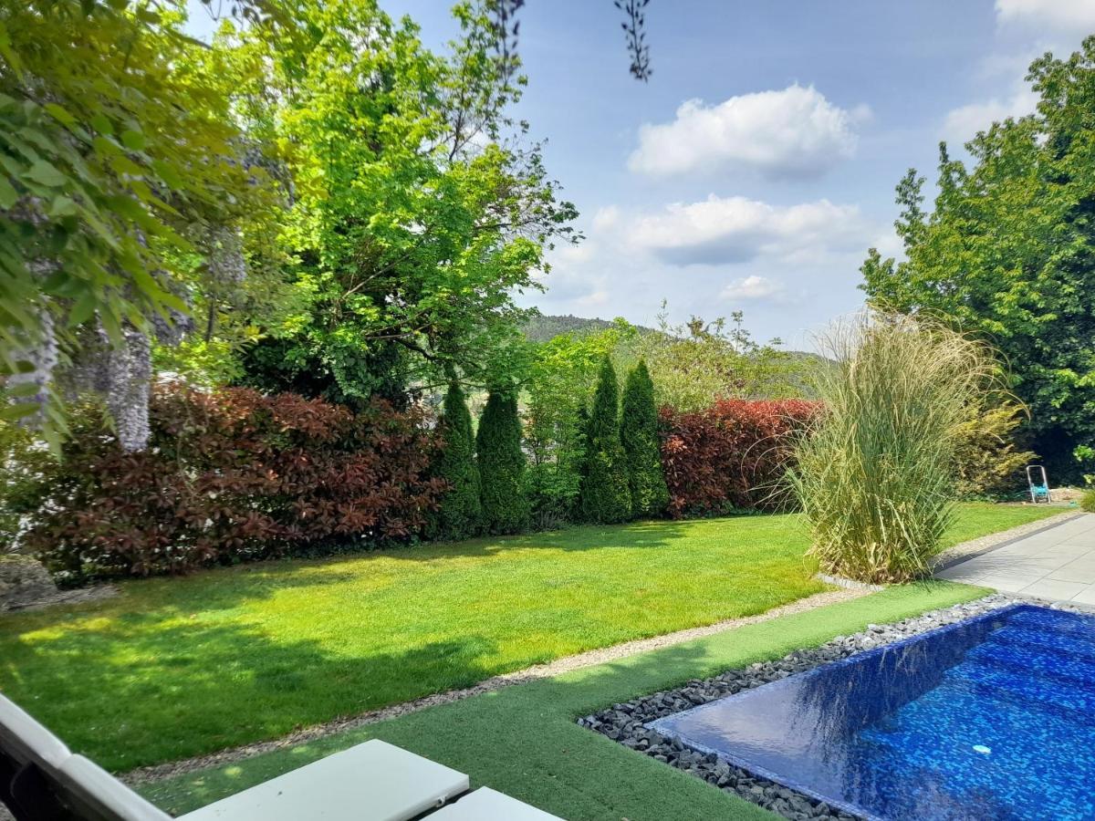 Private Family Villa Будоирш Екстер'єр фото