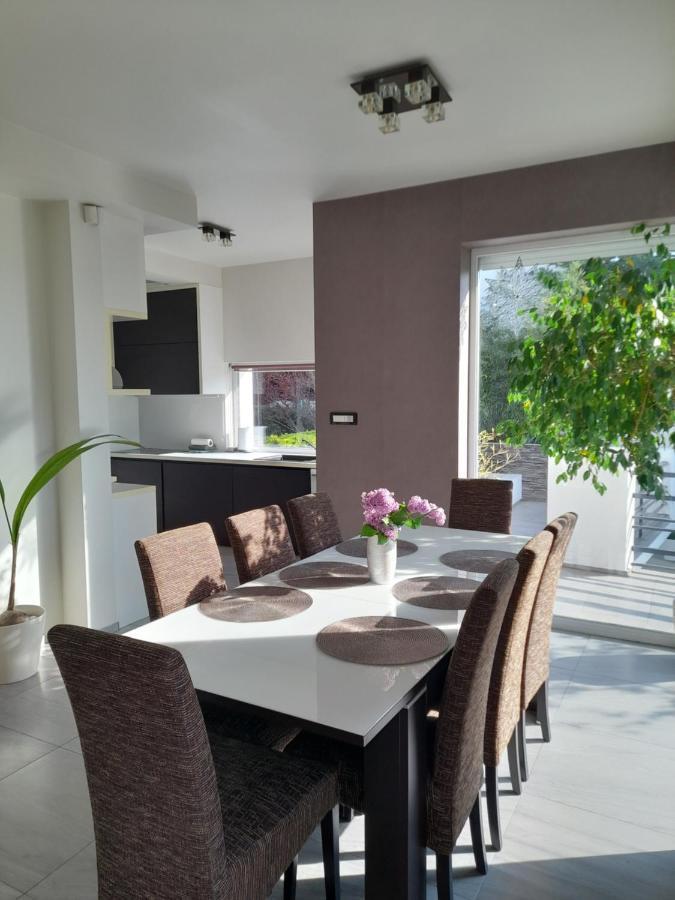 Private Family Villa Будоирш Екстер'єр фото