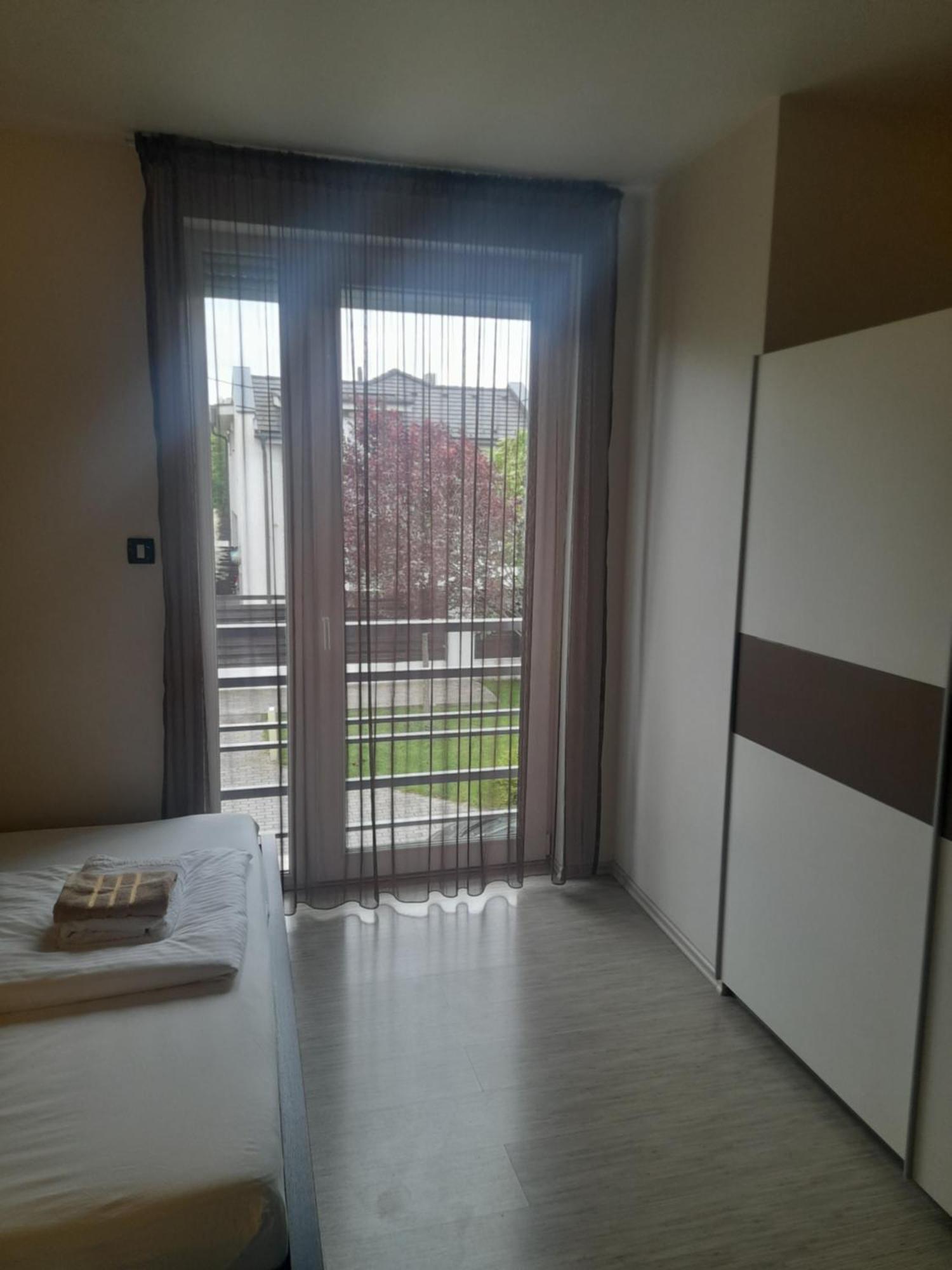 Private Family Villa Будоирш Екстер'єр фото