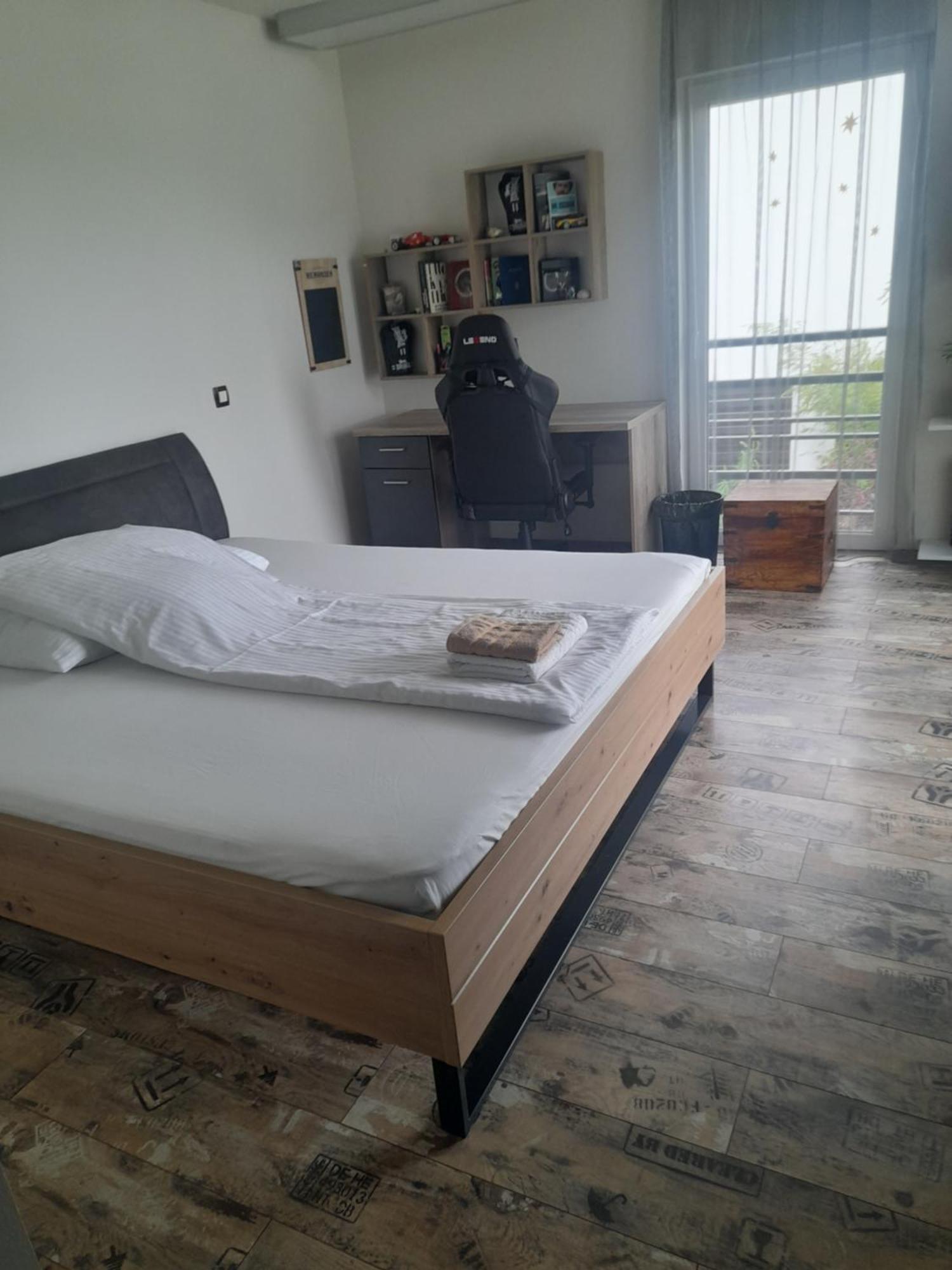 Private Family Villa Будоирш Екстер'єр фото